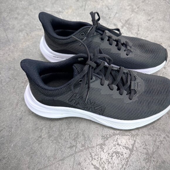 USED ONCE! Black and White Women's HOKA Solimar Running Shoes Size 7B - Picture 2 of 4